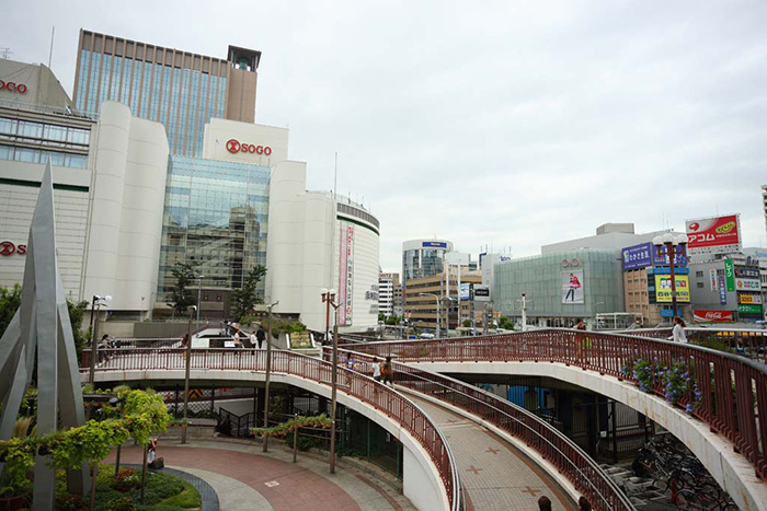 三宮駅前